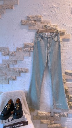 |現貨|一件免運|正韓| 韓國代購KR官網原版 高腰顯瘦微喇牛仔褲 (2色)